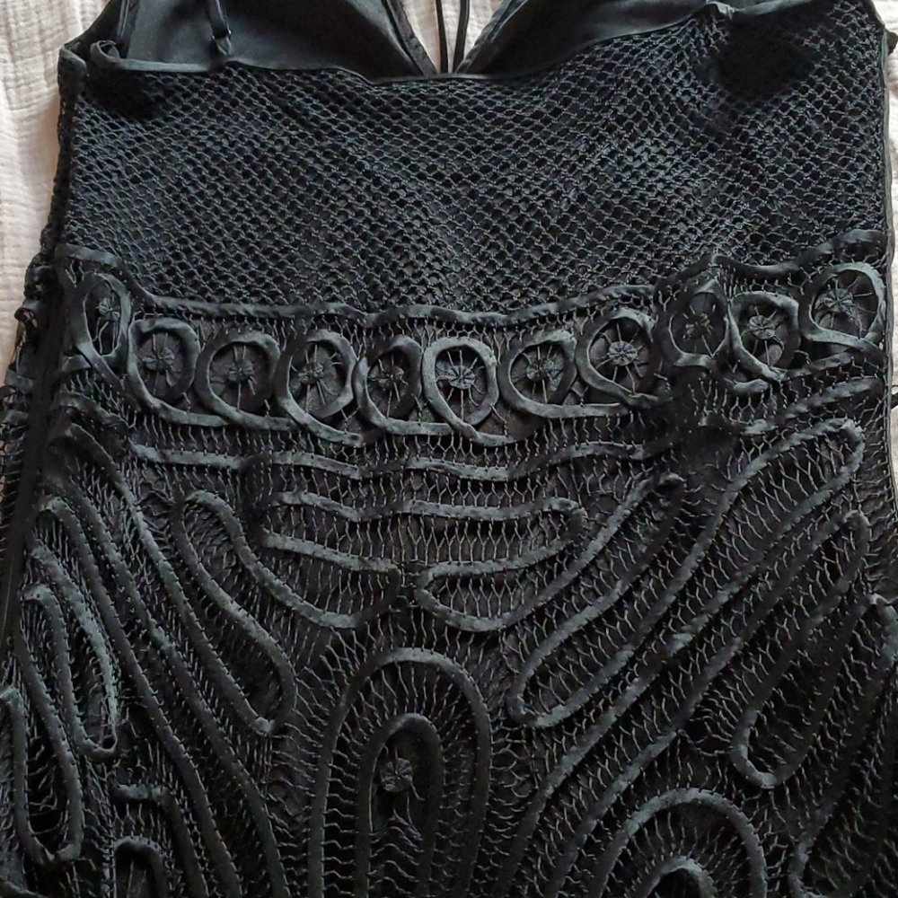 Dress - Picture 4 of 7